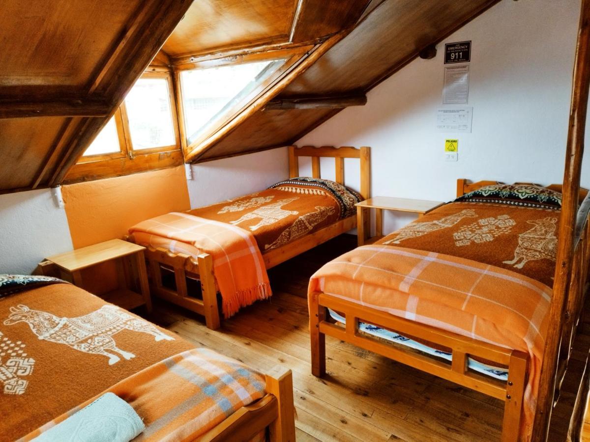 Hostal Taita Cristobal Isinlivi Eksteriør billede