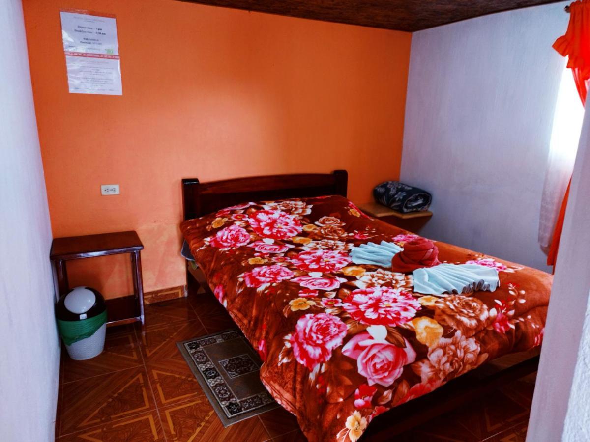Hostal Taita Cristobal Isinlivi Eksteriør billede